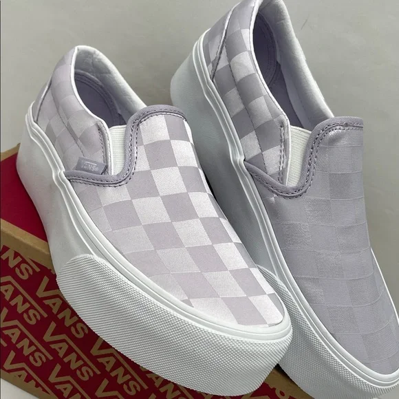 Vans Platform Sneakers Classic Slip-On Stackform
Satin Checkerboard Lilac Lavand - Picture 6 of 16